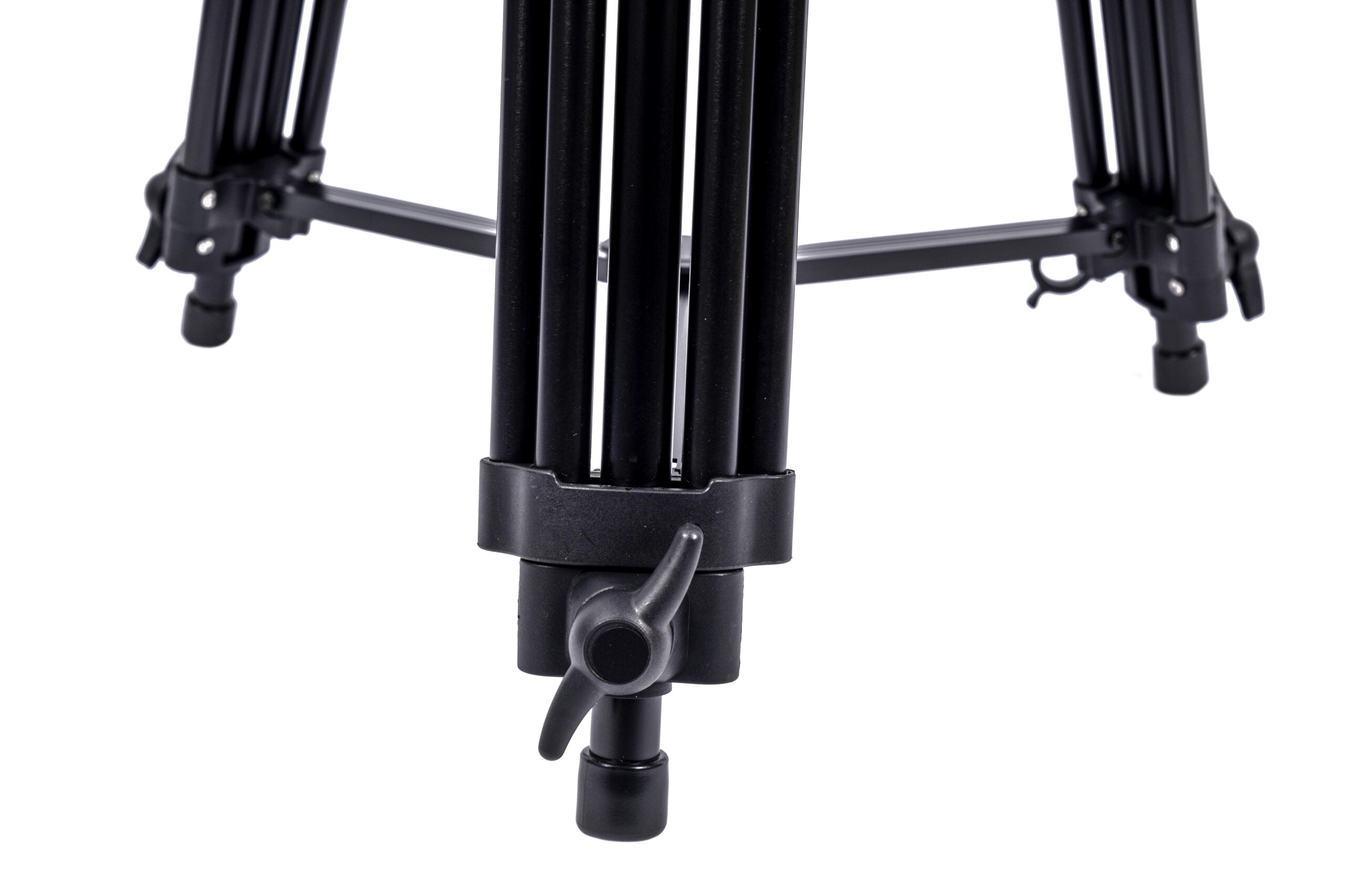PROMAGE Aluminum Alloy Video Tripod (PMT-550) and Carrying Bag