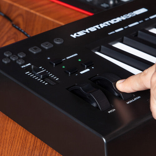 M-Audio Keystation 88 MK3 88-Key Semi-Weighted USB-Powered MIDI Controller