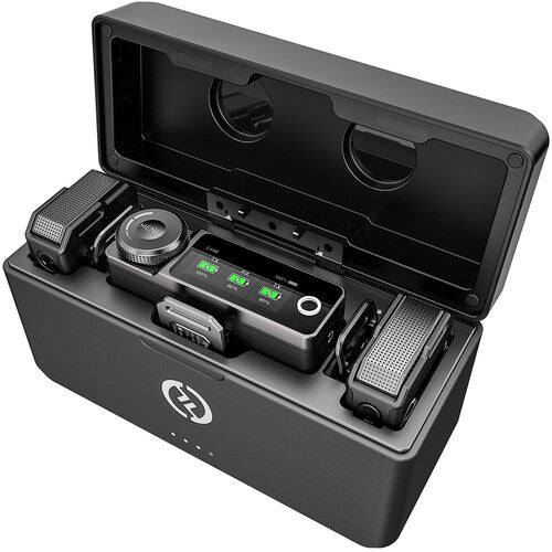 Hollyland LARK MAX DUO All-in-One Wireless Lavalier Microphone System