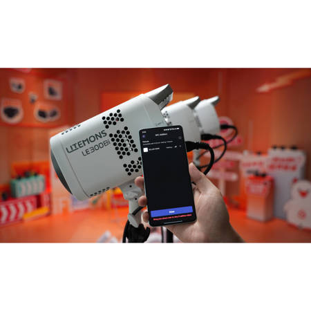 Godox Litemons LE300Bi Bi-Color LED Monolight (White) – view 5