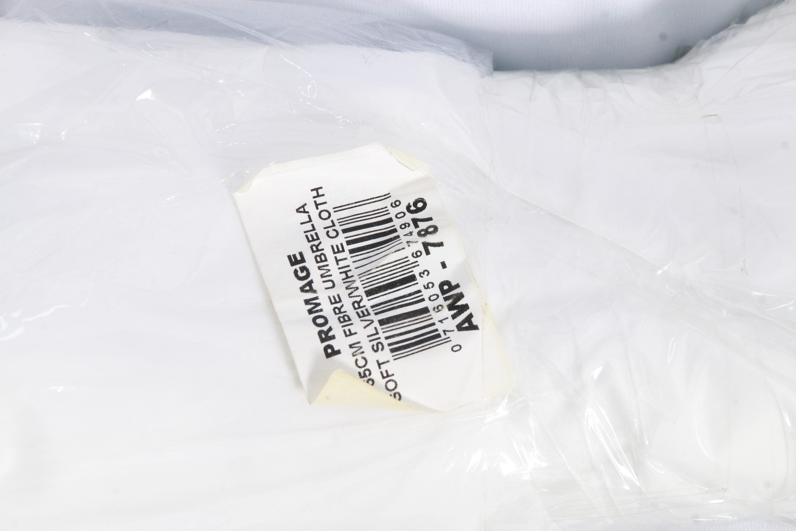 PROMAGE 165CM FIBRE UMBRELLA SOFT SILVER/WHITE