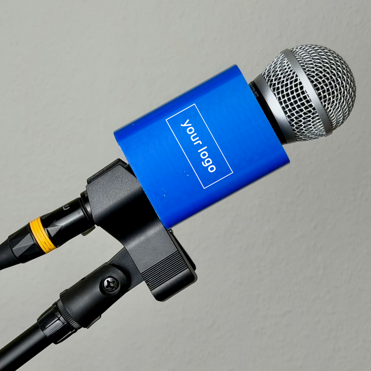 Schulze-Brakel Premium Rectangular Microphone Flag