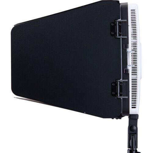 Aputure Amaran Pano 120C Barndoor