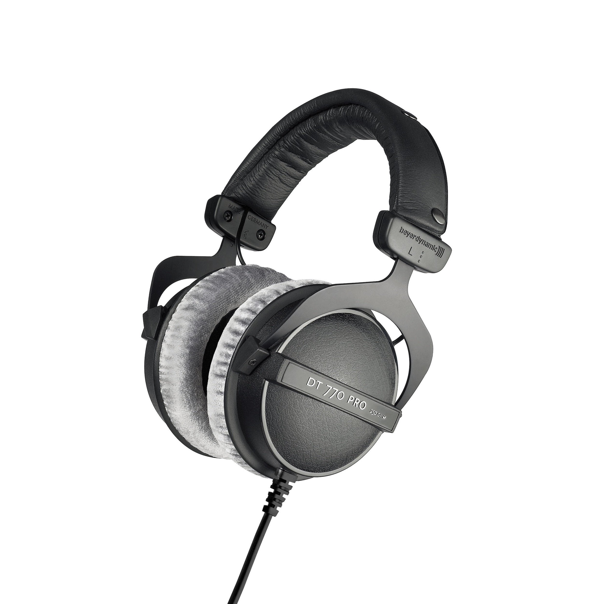 BEYERDYNAMIC DT 770 PRO 250OHMS STUDIO HEADPHONES