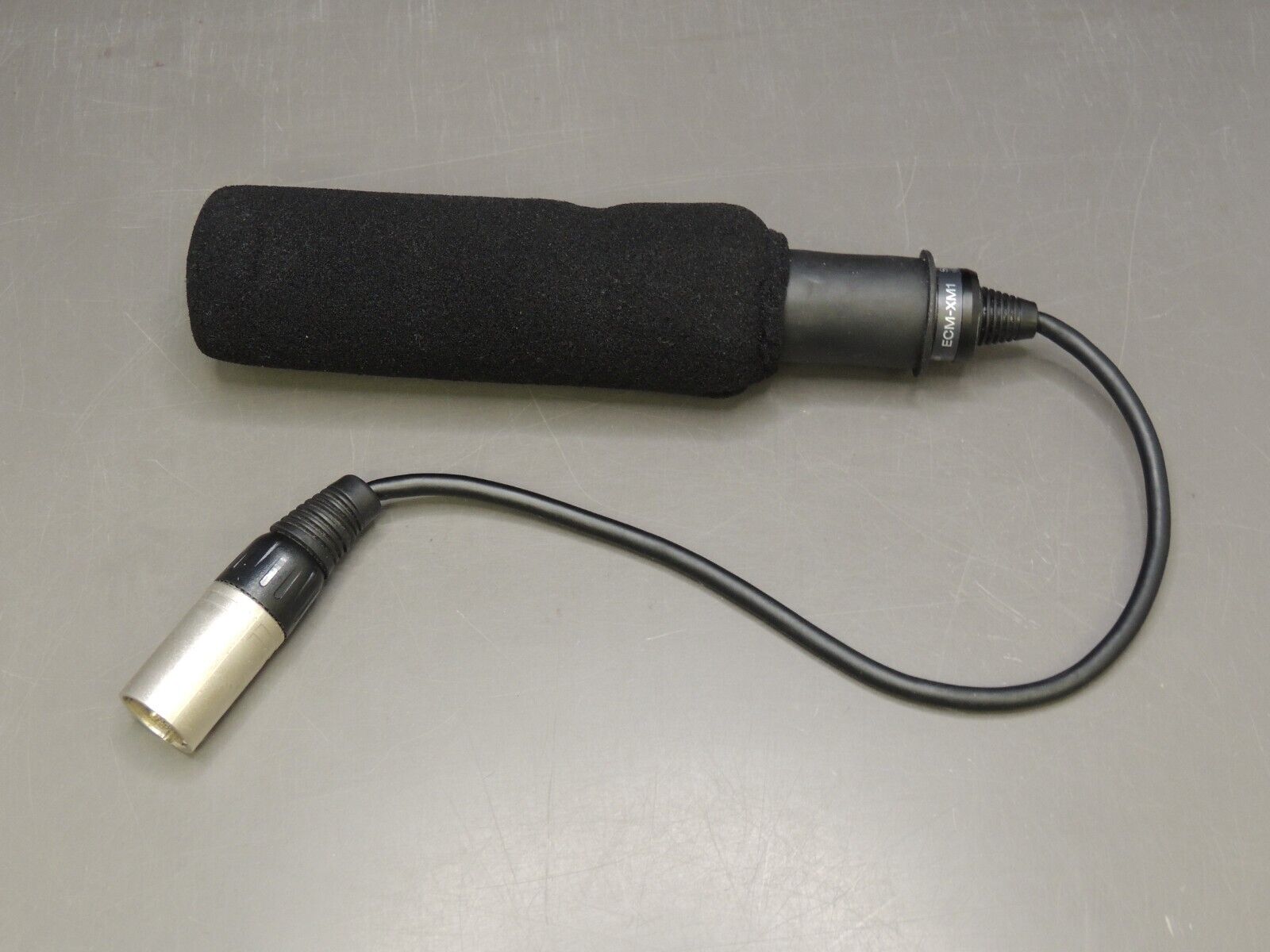 Sony ECM-XM1 Shotgun/On-Device Wired Microphone