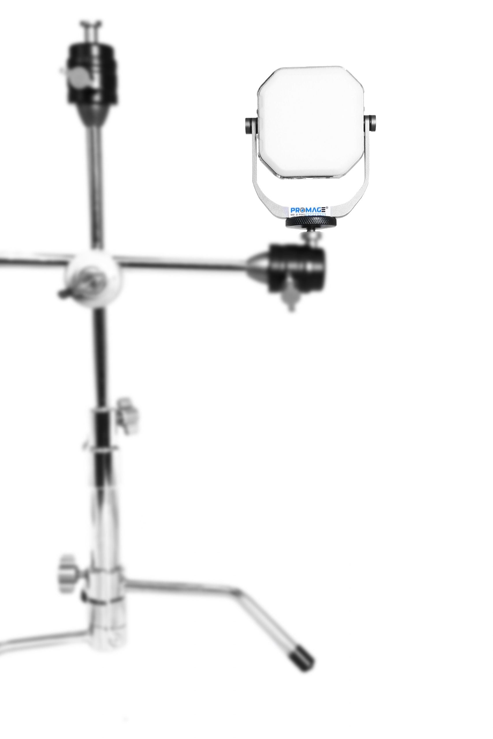 PROMAGE PM-120R DOUBLE-SIDED FILL AMBIENT LIGHT