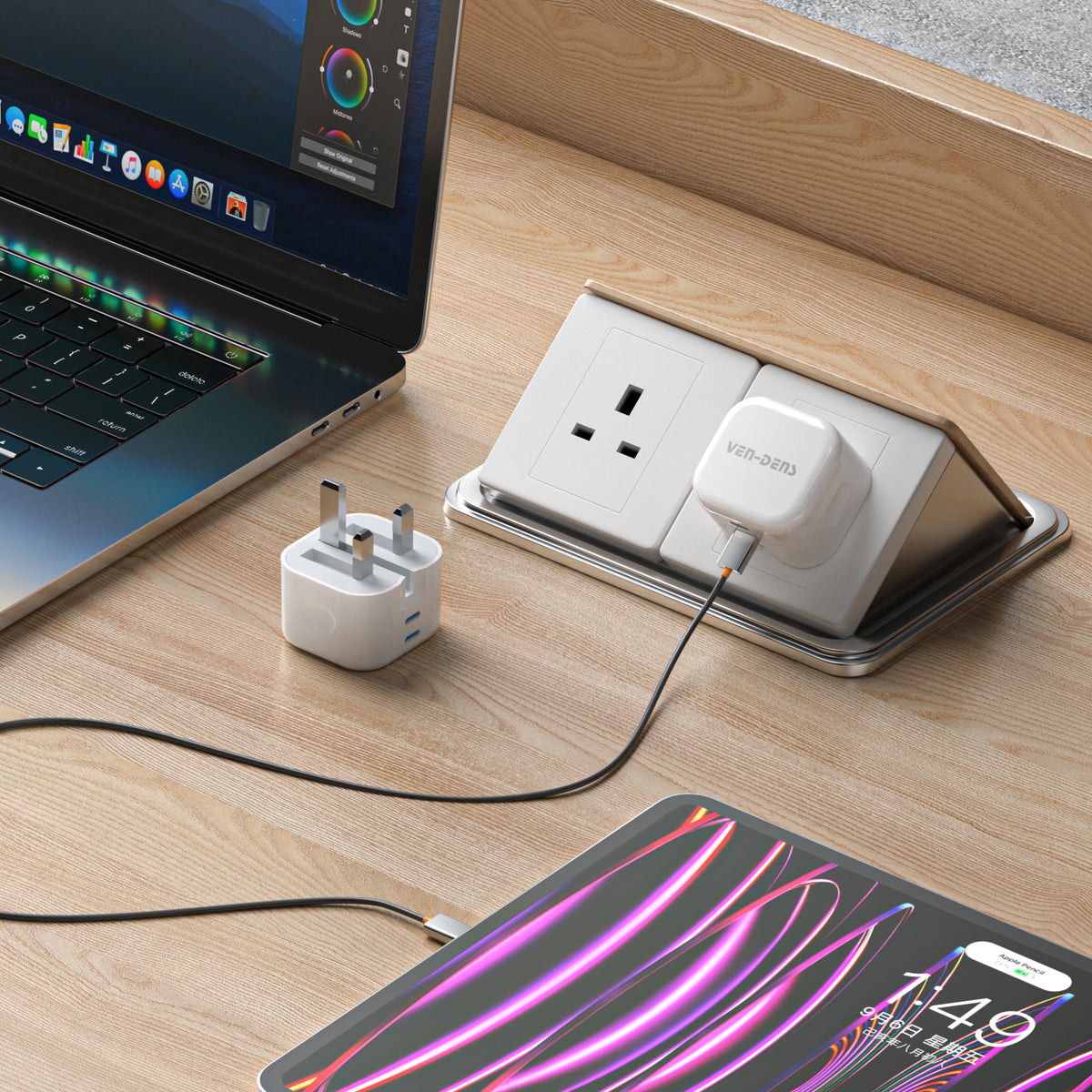 Ven-Dens SP-TC70AG 45W GaN Dual USB-C Foldable UK Travel Charger (White) – view 4